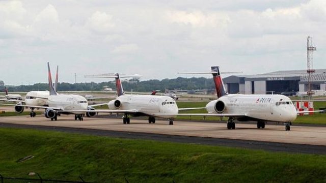 মেয়ের বিয়ের জন্য ২০০ বিমান ভাড়া!